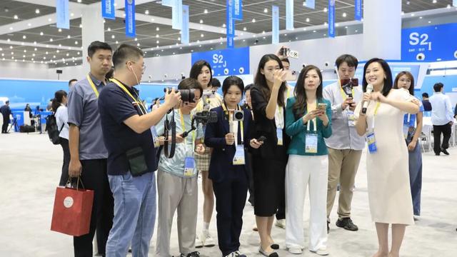 上合之约，津门盛启：科技与文化交融点亮峰会新闻中心