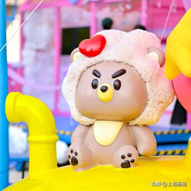 大学路变“蓝色海洋”，限时活动浪漫来袭