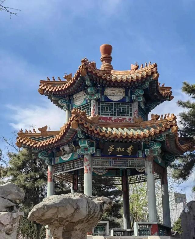 解锁宝藏标地、花植印章和惊喜福利！来花乡，开启秋日的City Walk——