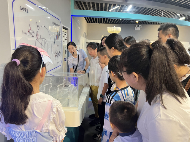 陕西科技馆全面启动2025年全国科普月活动
