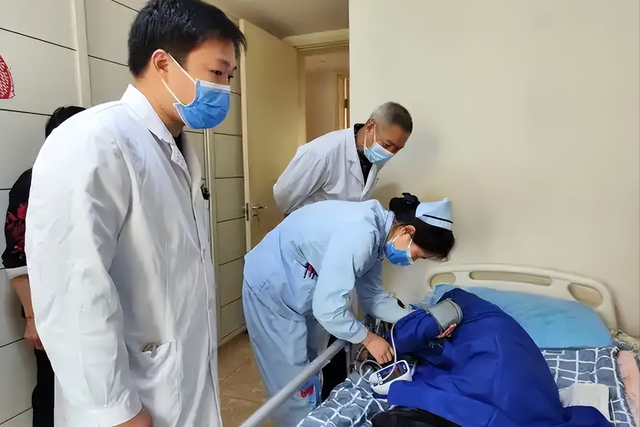 再这样运动，你的肝就废了！医生怒斥：3种运动，是在给身体上刑