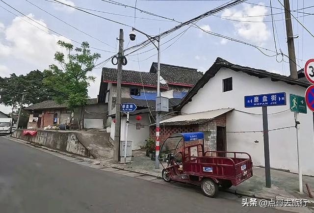 成都被严重低估的古场镇，停留在100年前，地铁公交车直达！