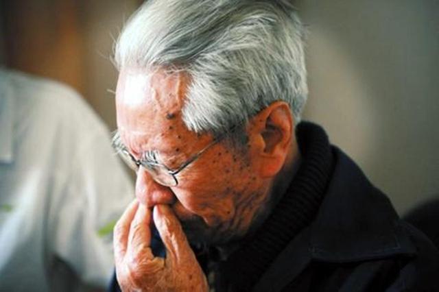 人不会无缘无故得鼻炎，医生提醒：背后的4个习惯，或是罪魁祸首