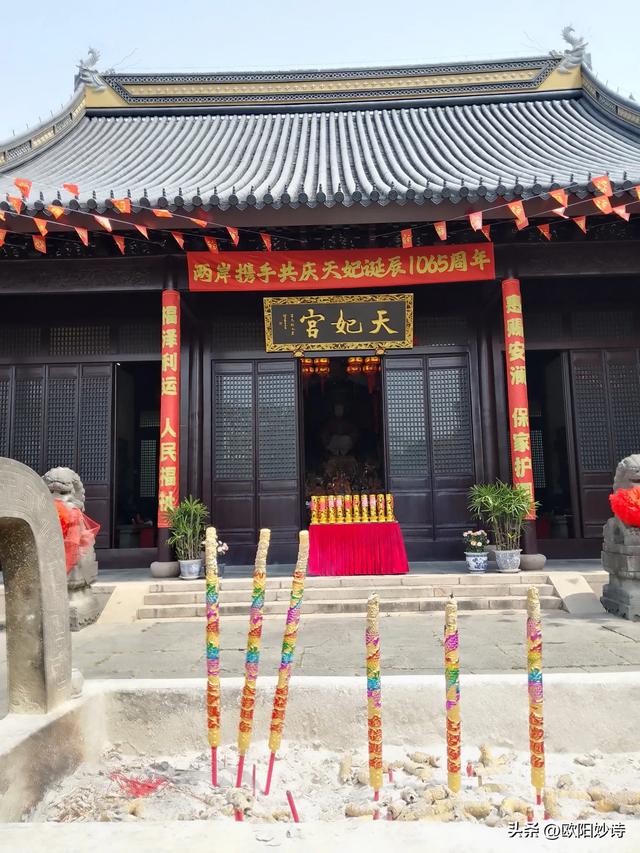 我和老公去上海“方塔公园”玩,没想到路上又捡了“醉白池公园”