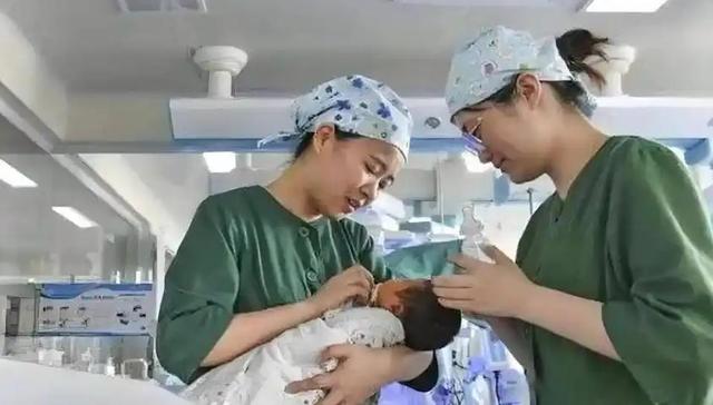 中国将迎来死亡高峰？22年去世1041万人，23年1110万，去年多少？