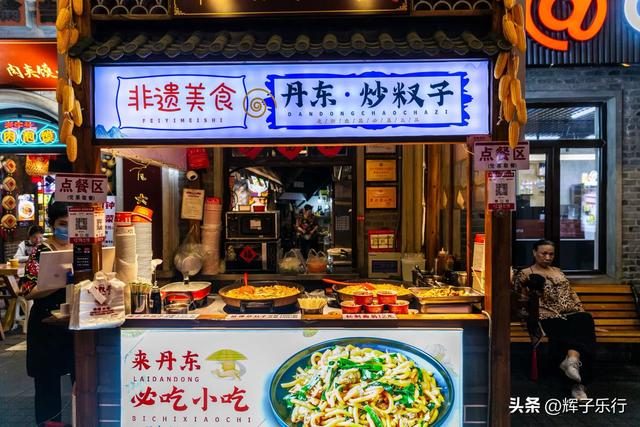 辽宁丹东安东老街,藏着百年历史与美食