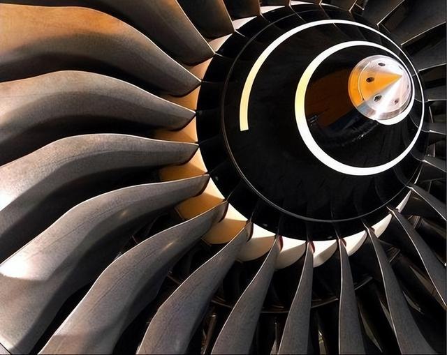 中国引进的最成功的航空发动机，30年来撑起中国空军的半边天