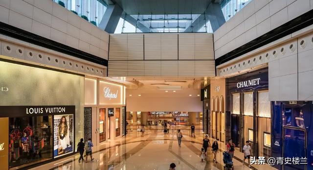 又一巨头倒下！疯狂关店11万家，为什么我们都不愿意逛商场了？