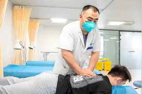 AI 时代无法替代的职业！康复治疗技术凭什么成为 “铁饭碗”？图片