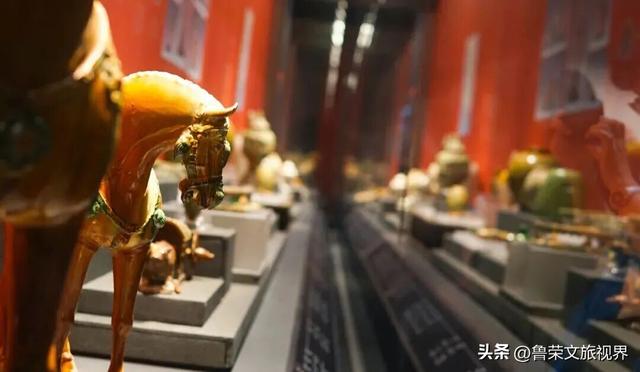 博物馆里的时光回响：藏在文物中的中国千年故事