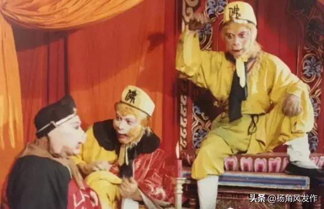 原著都翻烂了，终于明白了关羽贵为武圣，为何只混了个看大门的官