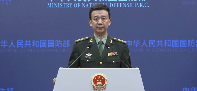特朗普派核潜艇，普京到危险时刻，媒体猛然发现：中印表现不一样