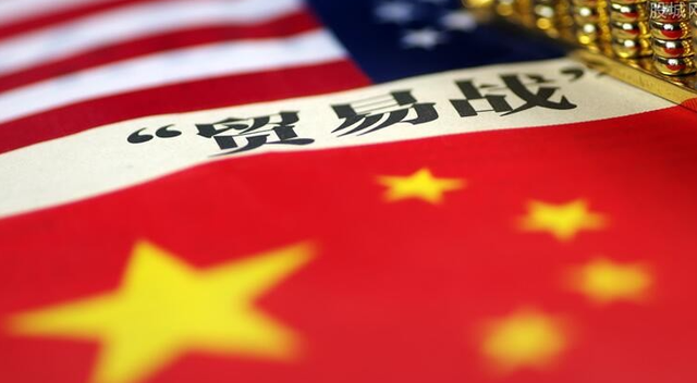中国给了白宫震撼一击，特朗普被“打在痛处”，醒后情绪差点失控
