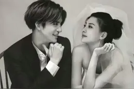 薛之谦娶了高磊鑫两次 高磊鑫等了薛之谦十年 最终迎来了爱情的结晶图片