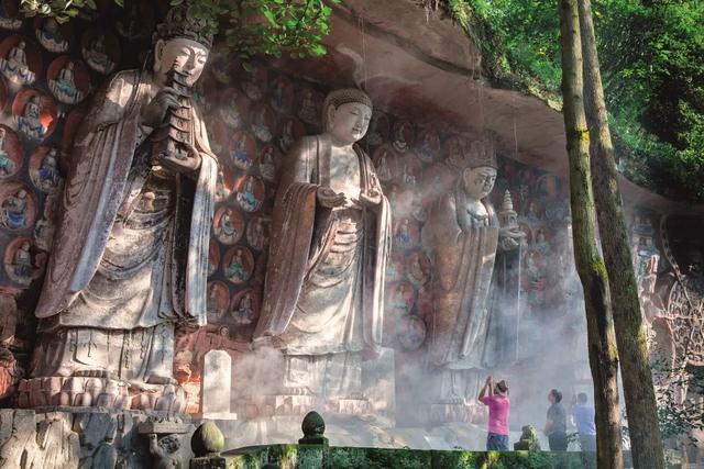 巴渝文化瑰宝 重庆璀璨明珠 ——漫步大足石刻博物馆