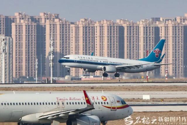 乌鲁木齐天山国际机场刷新多项历史纪录！