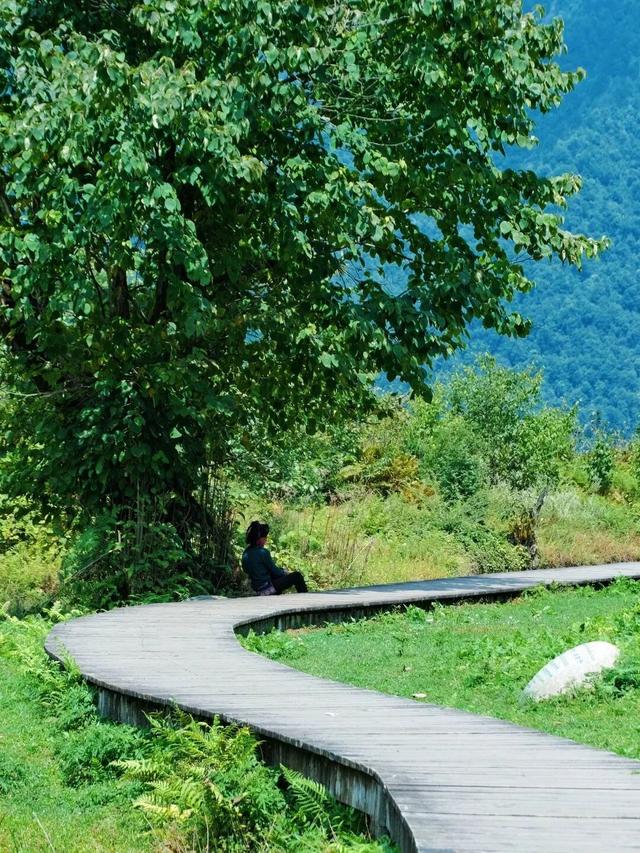 知道小凉山彝乡峡谷有多壮观吗？城巴佬！