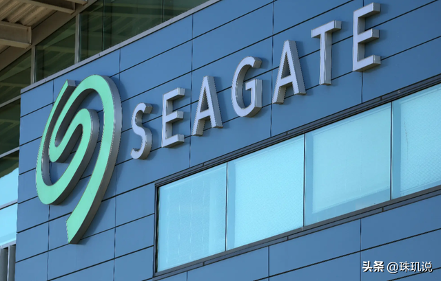 希捷50TB硬盘破局，美光120亿现金抗周期，谁是超英伟达10倍黑马