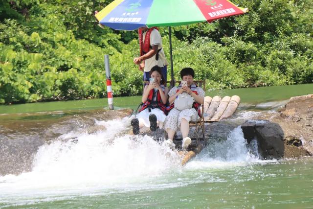 阳朔：暑期旅游服务提质，让山水之约更惬意​
