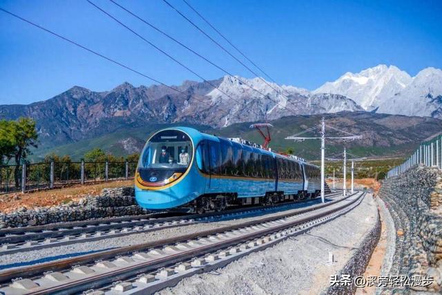 文旅大项目为什么这样难？投资30亿的观光列车停运，真是钱多人傻