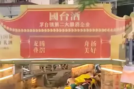 广东划龙舟场面太火爆，北方人看得目瞪口呆，网友的评论简直了！图片