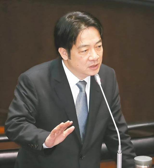 郑丽文还没踏上赴京飞机，台岛财产将被转移，郭正亮：绿营恐连败