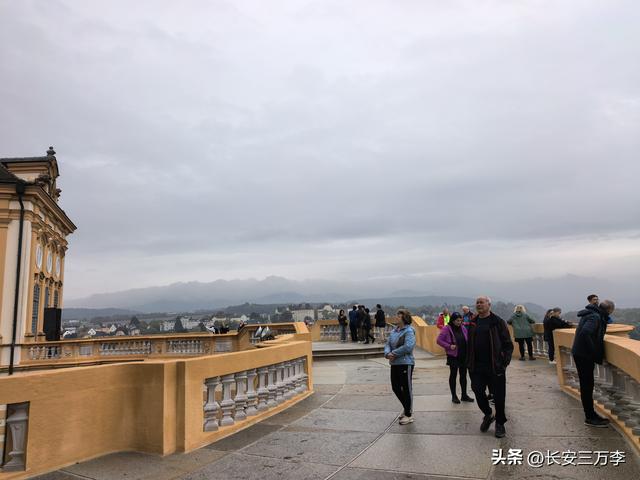 欧洲行第7天：参观世界文化遗产梅尔克修道院，逛维也纳和美景宫