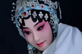 黄梅戏演员中，她是获得戏剧梅花奖的“第一美女”图片