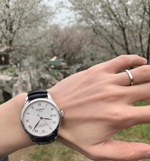 ãۼ2700ԪɺԱԭװ࣬޷