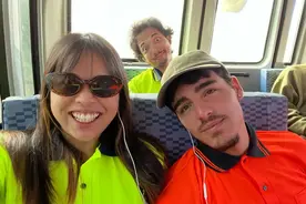 意大利老师到中国旅游，不到两天就质疑说：这能叫一个“国家”吗图片