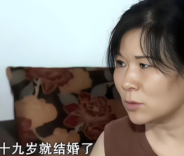 湖南一女子因长得太漂亮，55岁没上过一天班，颜值曝光后网友感慨