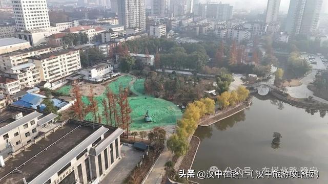 二〇二五年十二月七日，再去看看莲花池公园