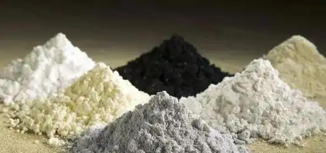 1：34局面出现！特朗普高兴了，当众喊话，料定中国已经被他镇住