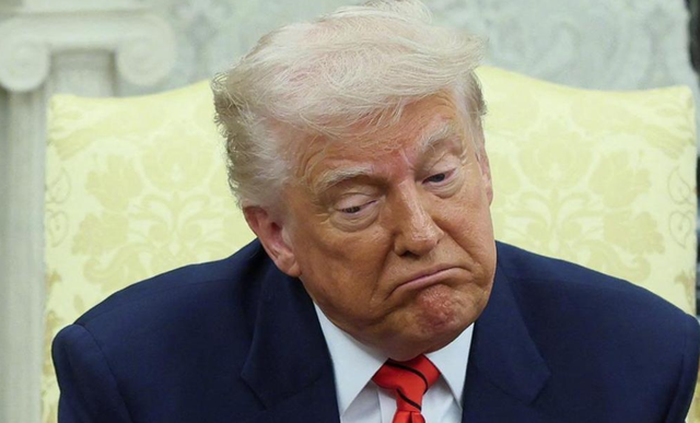 美国对等关税24小时后生效，贝森特找了个新借口，要对中国加征100%关税，中国对特朗普奉陪到最后一刻