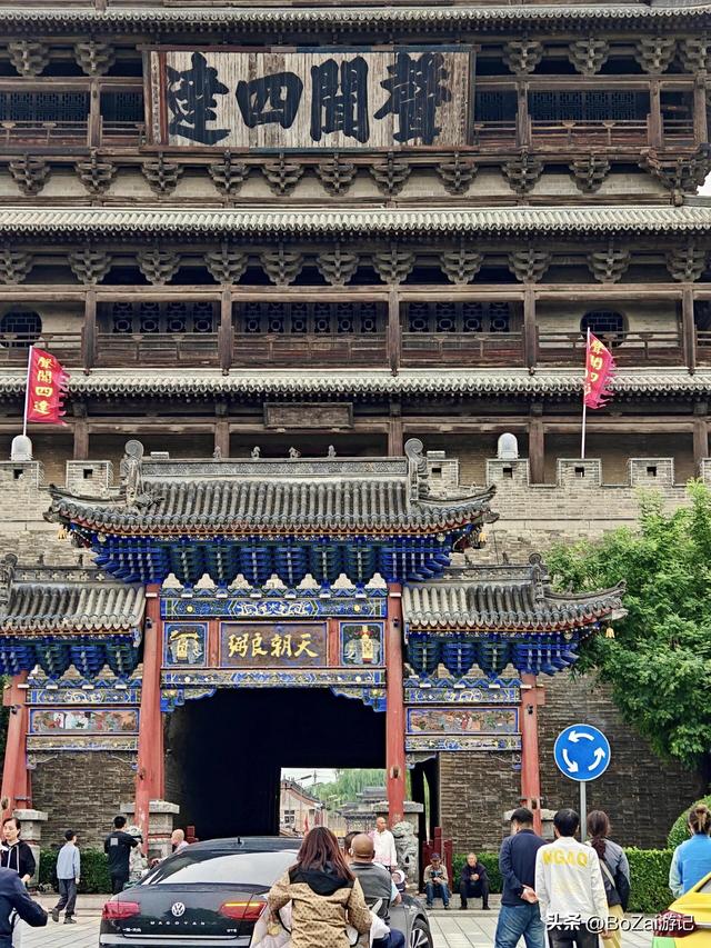 边靖楼，北“威震三关”，南“声闻四达”无门票