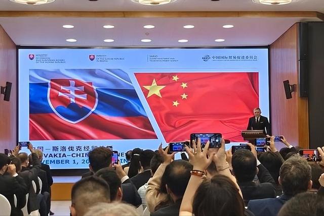唯一出席九三阅兵的北约领导人，临行之前，说了句让欧洲汗颜的话