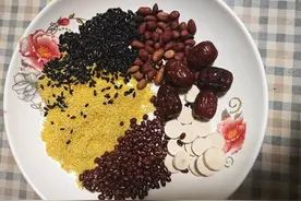 我自创的五谷杂粮豆浆，健脾养胃，家人都爱喝图片