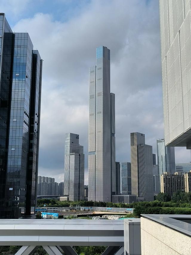 南京阿里巴巴中心金陵天地的屋顶花园