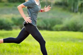 质量不输耐克阿迪！3双优质国产跑鞋，走跑结合全是超高性价比图片