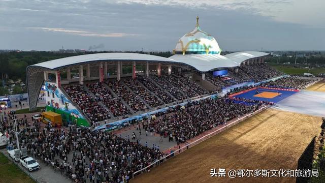 “九曲黄河韵 万里几字情”——第五届鄂尔多斯黄河几字弯文化旅游节璀璨启幕