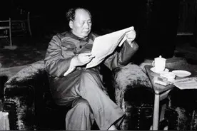 1950年，我国霸气收回东交民巷，毛主席亲自下令：只限7天！图片