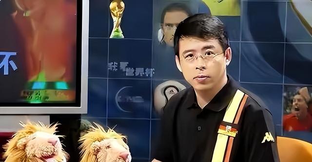 那个曾扬言让中国给全世界道歉，惨遭央视开除的阿丘，如今怎样了
