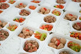 高铁盒饭又上新啦！图片