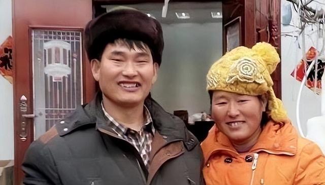 朱小伟也没有想到，离婚四年后，前妻陈亚男还是不愿意放过自己