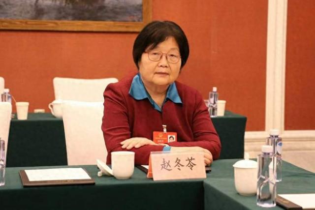 给2025年的烂剧排名，没有最烂只有更烂，全都没看过成功避雷