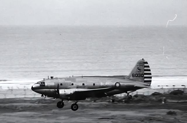 蒋介石败逃台湾，因飞机超重扔下10块“石头”，如今却成镇国之宝