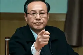 三部剧连续惨败！如今看张颂文现状，才读懂陈道明那番话含金量图片