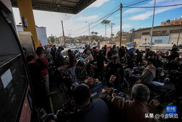 油价又飙升了，钱包扛不住！为何地缘一乱就涨？别只盯着动荡看