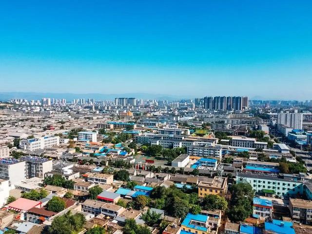 山西面积最小的城市，曾靠煤炭发展经济，如今转型成旅游城市