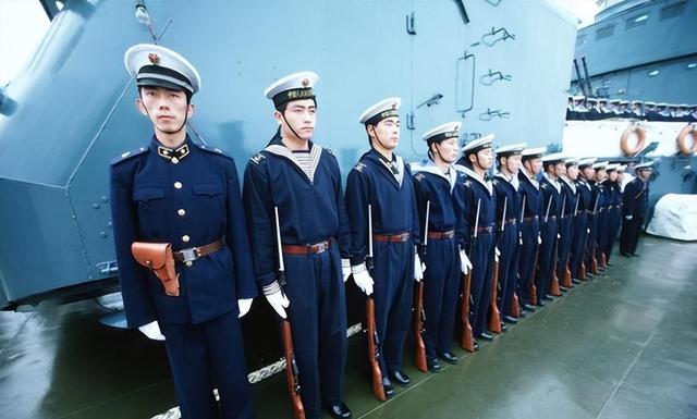 首次访华就给下马威？中国当场撤离仪仗队：摆正态度、想好了再来